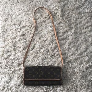 Louis Vuitton Monogram Canvas Pochette Twin GM Bag